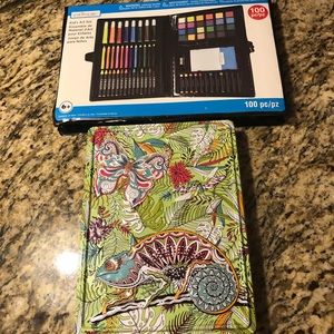 COLORING BOOK TIN WITH 100 pc ART SET